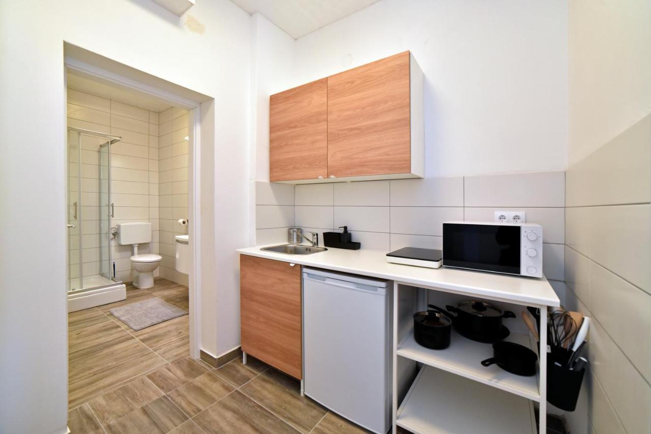 Apartments Dubec Сесвете Экстерьер фото